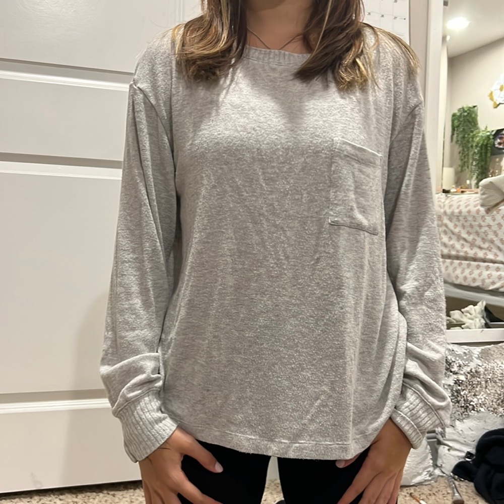 Long sleeve tee